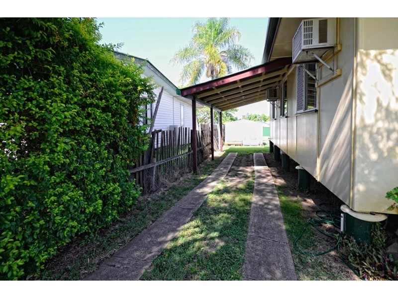 109 Kroombit Street, Biloela QLD 4715