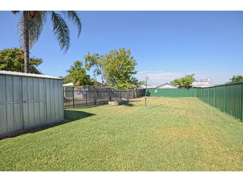 109 Kroombit Street, Biloela QLD 4715