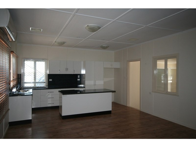21 Bell Street, Biloela QLD 4715