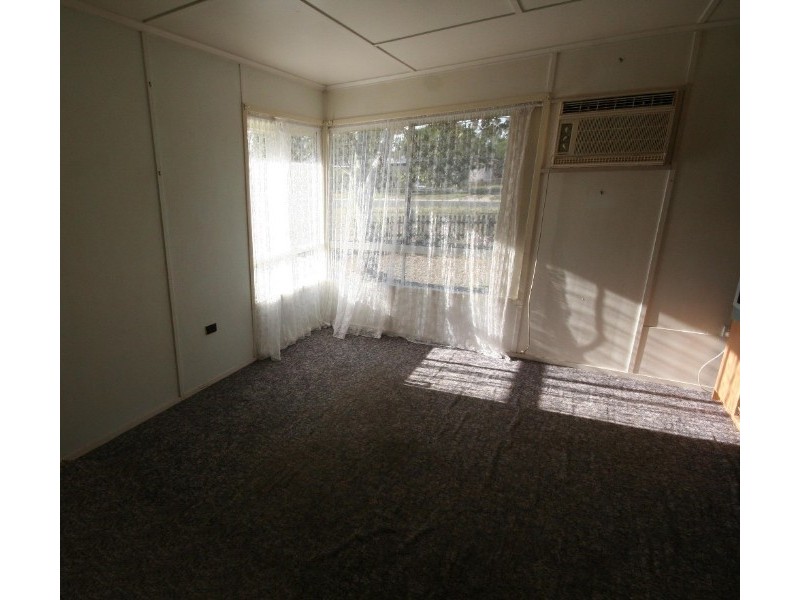 131 Kroombit Street, Biloela QLD 4715