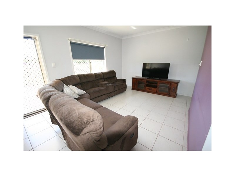 11 Dobbs Court, Biloela QLD 4715