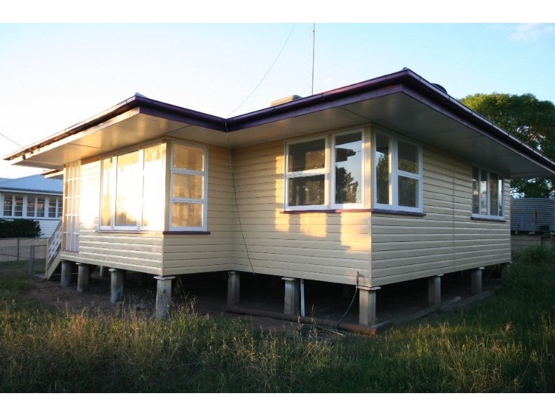 138 Bell Street, Biloela QLD 4715