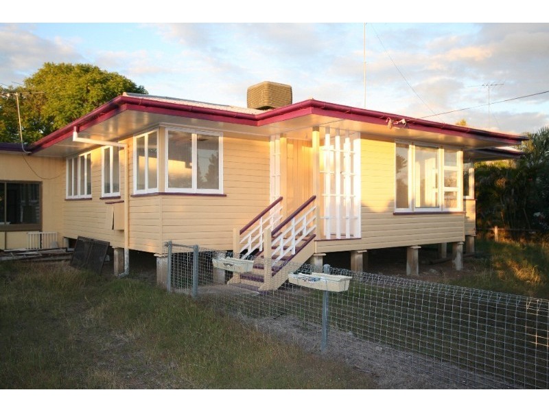 138 Bell Street, Biloela QLD 4715