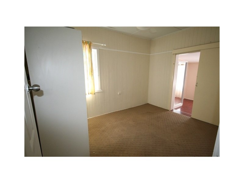 98 Bell Street, Biloela QLD 4715