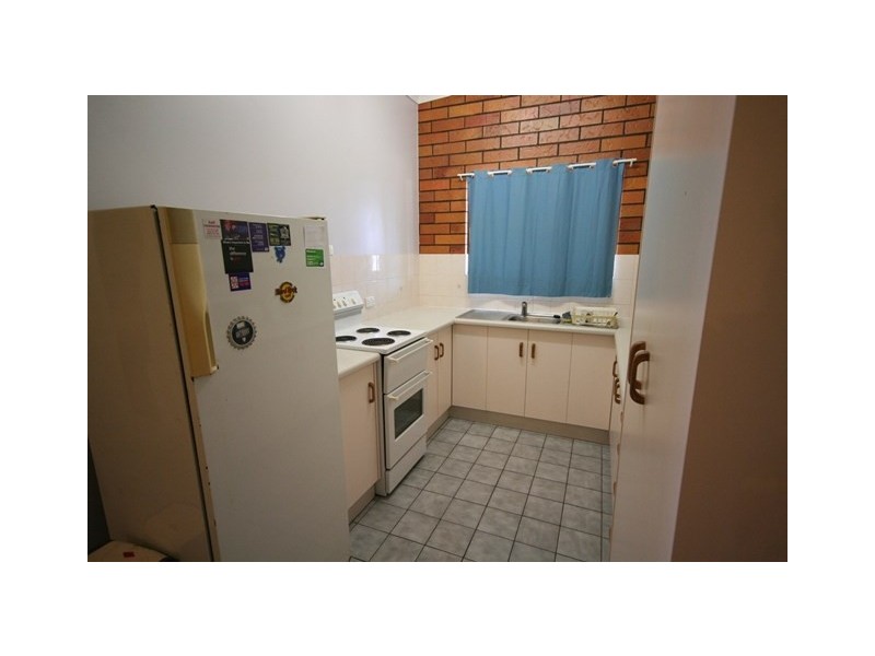 2/8 Beak Place, Biloela QLD 4715