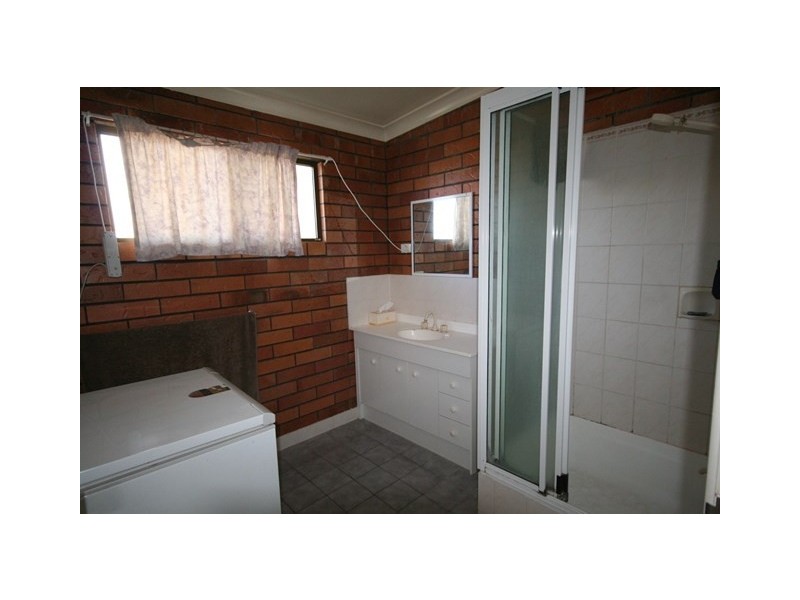 2/8 Beak Place, Biloela QLD 4715