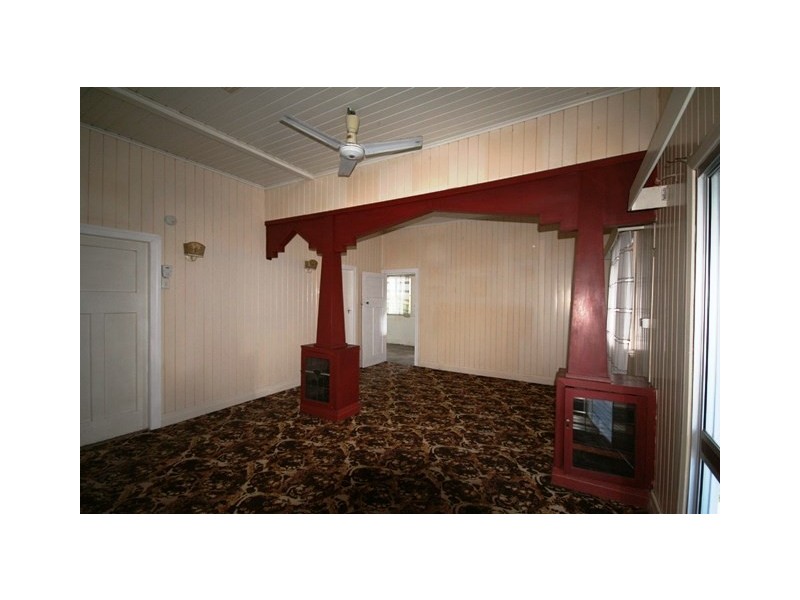 127 Bell Street, Biloela QLD 4715