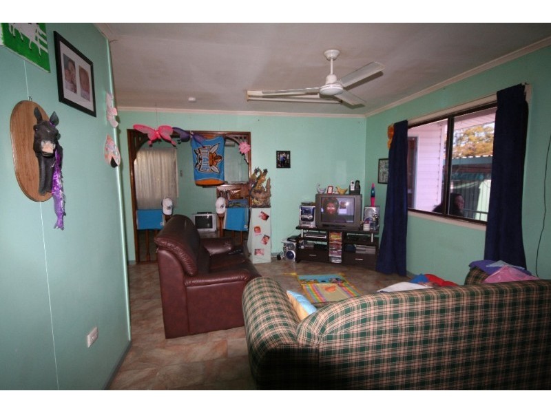 12 Gelobera Street, Biloela QLD 4715