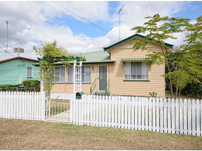 91 Grevillea Street, Biloela QLD 4715