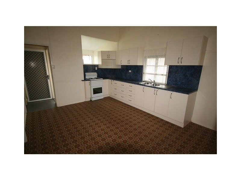 79 Kroombit Street, Biloela QLD 4715