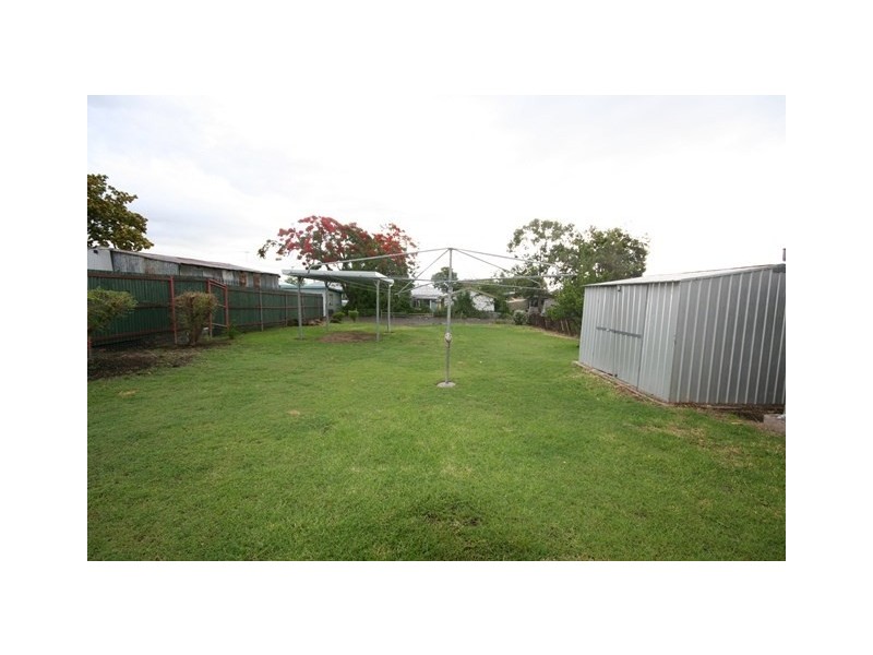 79 Kroombit Street, Biloela QLD 4715