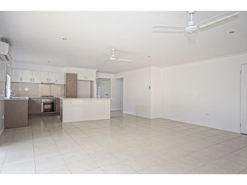 16 Michael Drive, Biloela QLD 4715