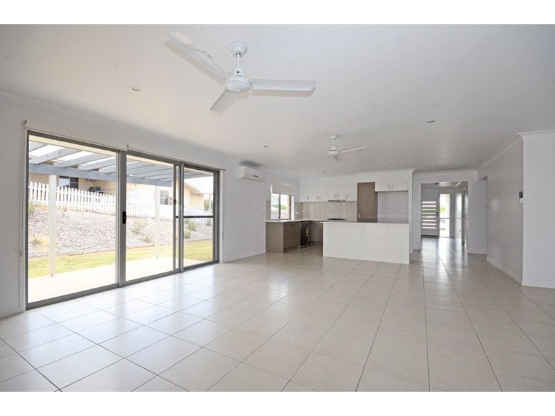 16 Michael Drive, Biloela QLD 4715
