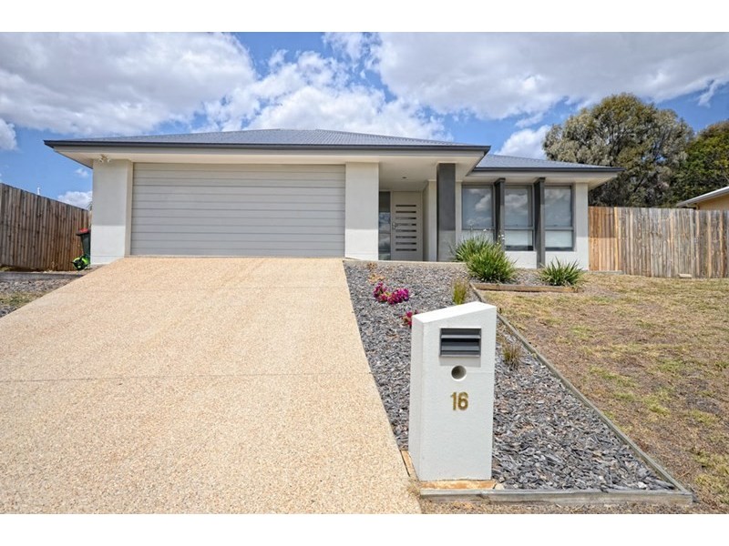 16 Michael Drive, Biloela QLD 4715