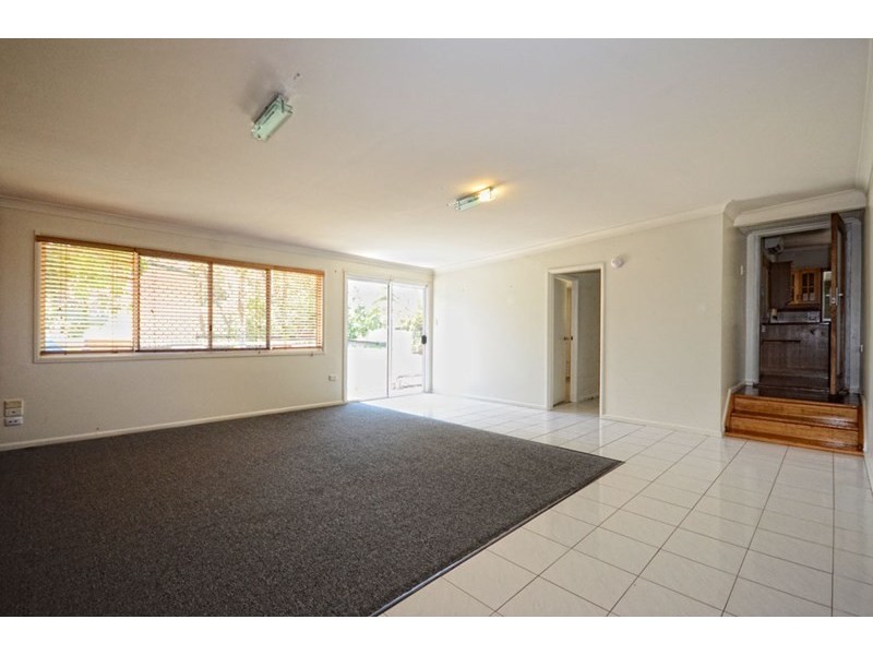 102 Bell Street, Biloela QLD 4715