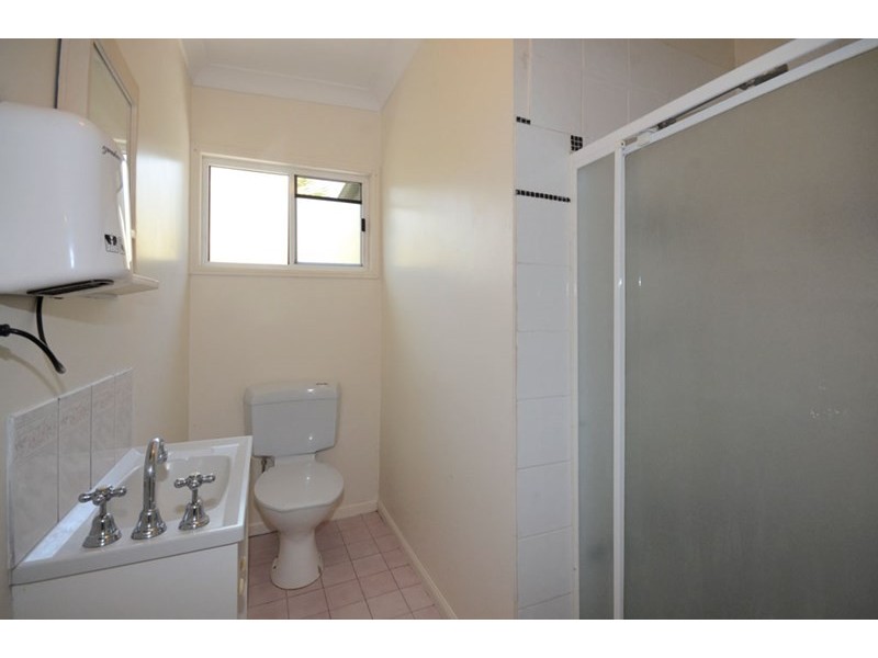 102 Bell Street, Biloela QLD 4715