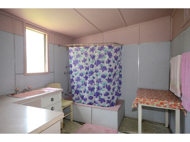 52 Kroombit Street, Biloela QLD 4715