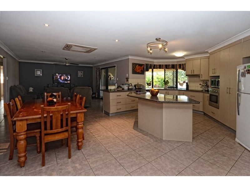 17 Michael Drive, Biloela QLD 4715