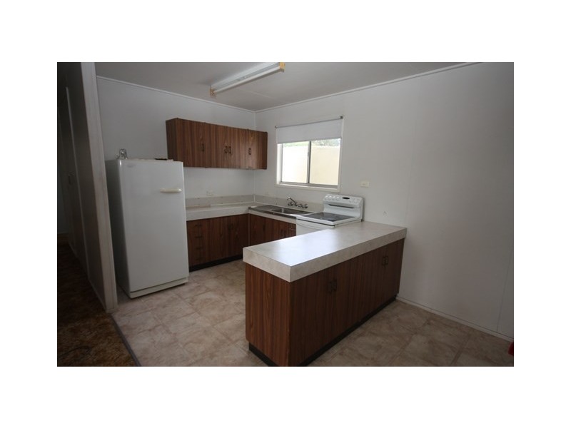 42 Stanley Street, Thangool QLD 4716