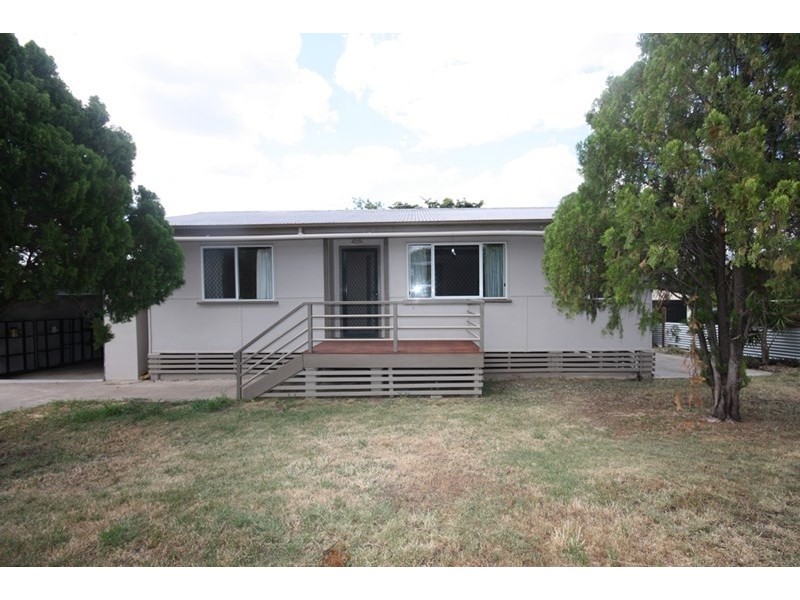 29 Collins Street, Biloela QLD 4715
