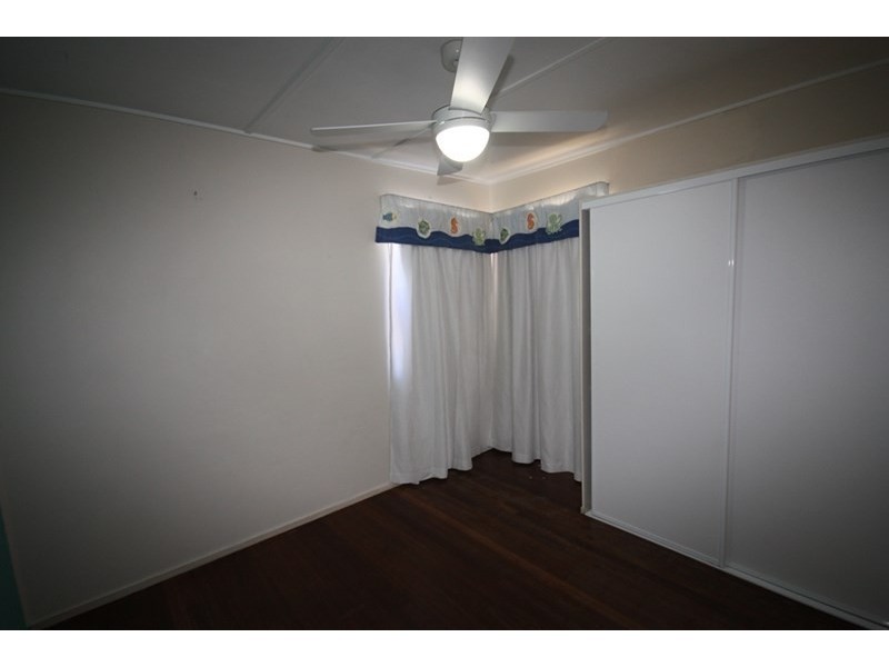 29 Collins Street, Biloela QLD 4715
