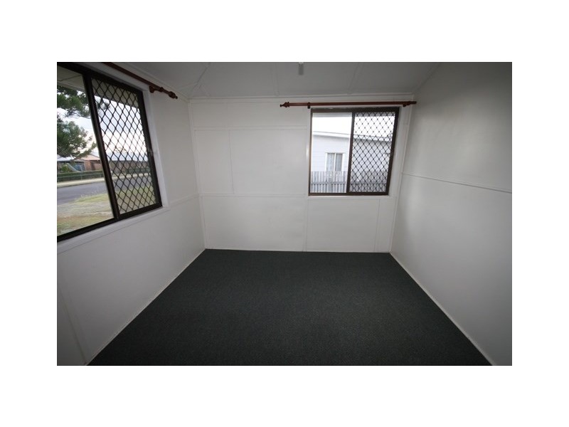 2/104 Kariboe Street, Biloela QLD 4715