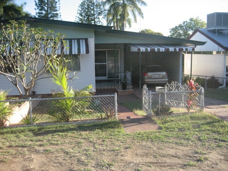 2/103 Bell Street, Biloela QLD 4715