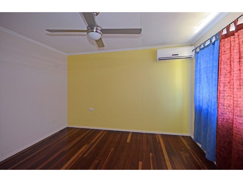 16 Dee Street, Biloela QLD 4715