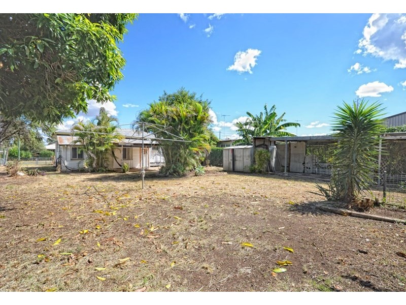 8 Kariboe Street, Biloela QLD 4715