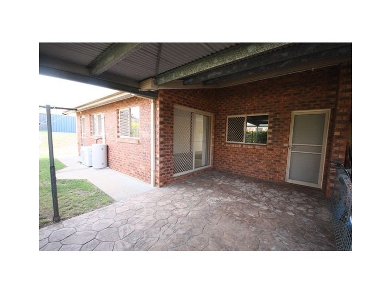 2/50 Joe Kooyman Drive, Biloela QLD 4715