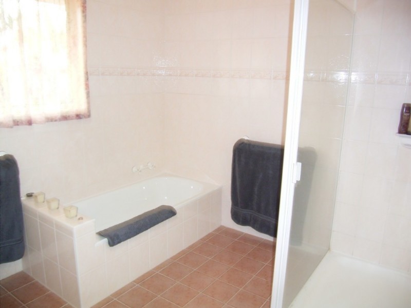 1/2 Bauerle Court, Biloela QLD 4715