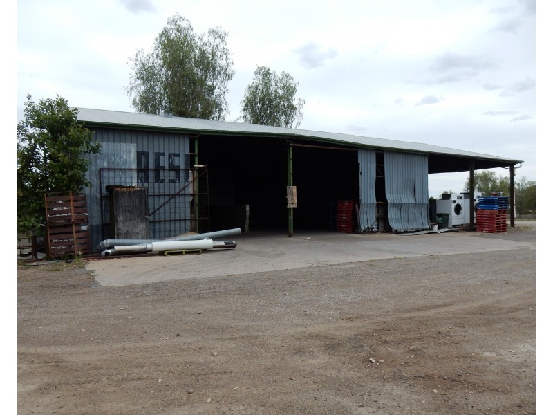 62-76 Dawson Highway, Biloela QLD 4715