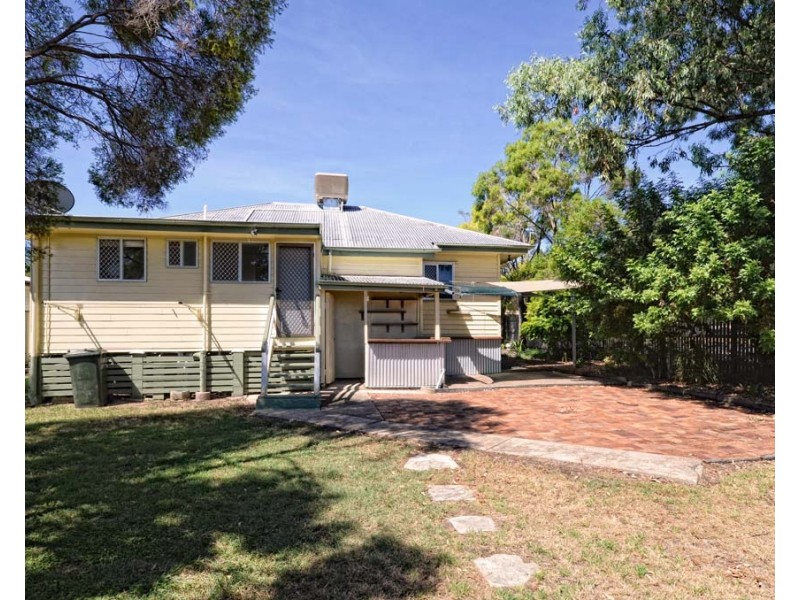 93 Kroombit Street, Biloela QLD 4715