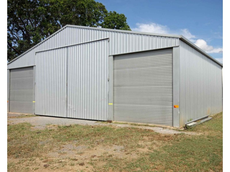 1494 East End Road, Mount Larcom QLD 4695