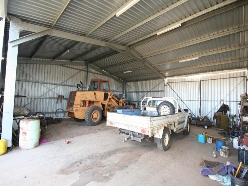 . Luxor Road, Dysart QLD 4745