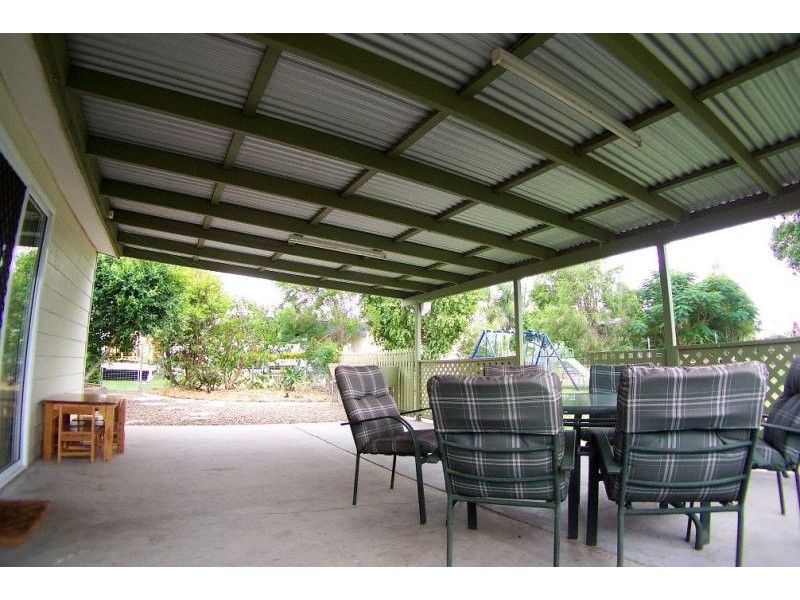 26 Rainbow Street, Biloela QLD 4715