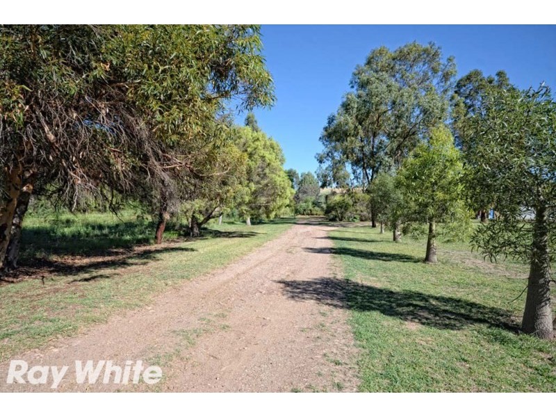 68 Muirs Road, Biloela QLD 4715