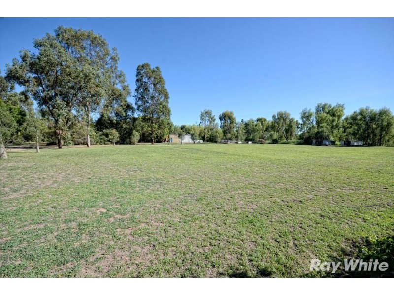 68 Muirs Road, Biloela QLD 4715