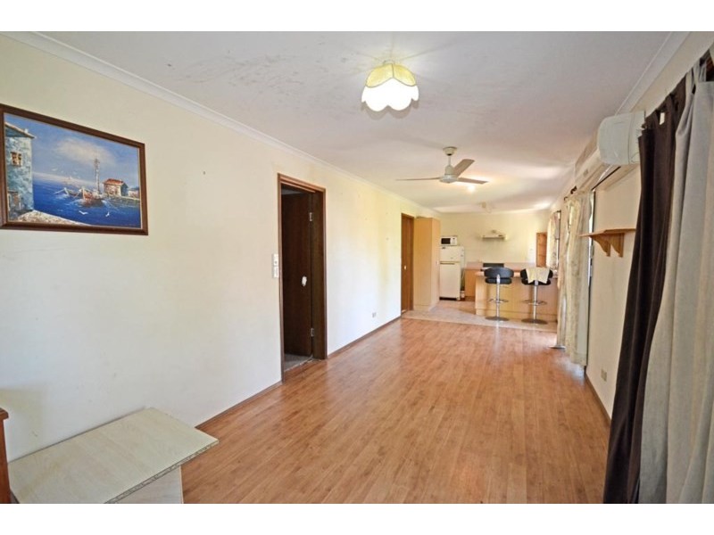 3 Stanley Street, Goovigen QLD 4702