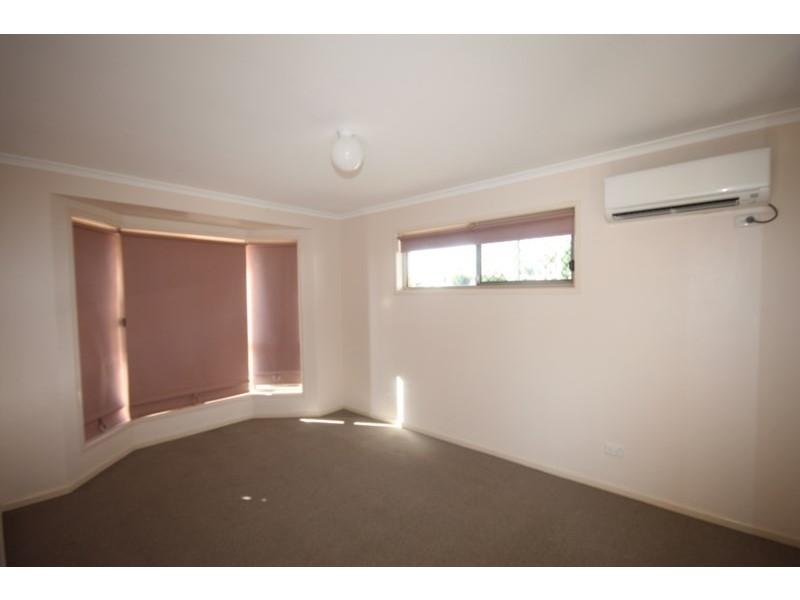 2/7 Prospect Street, Biloela QLD 4715