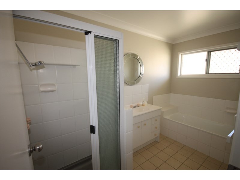 2/8 Archer Street, Biloela QLD 4715