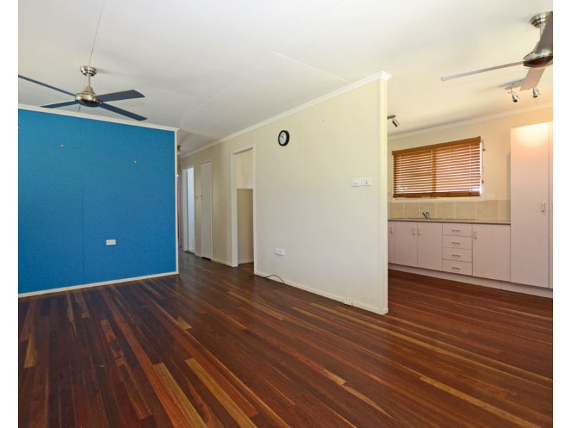 16 Dee Street, Biloela QLD 4715