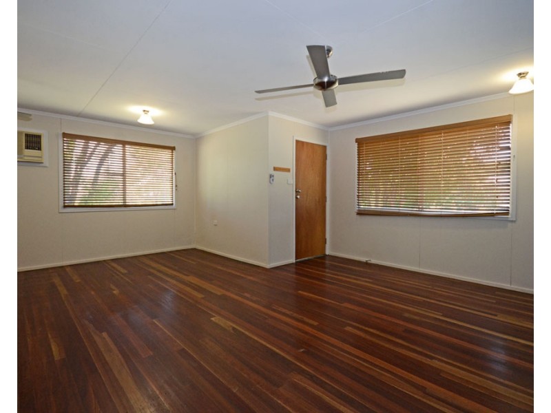 16 Dee Street, Biloela QLD 4715