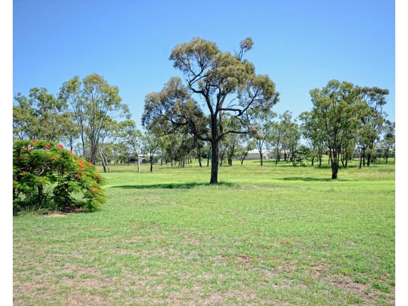 16 Dee Street, Biloela QLD 4715