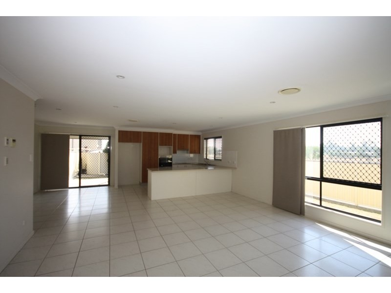 B/2 Harcla Close, Biloela QLD 4715