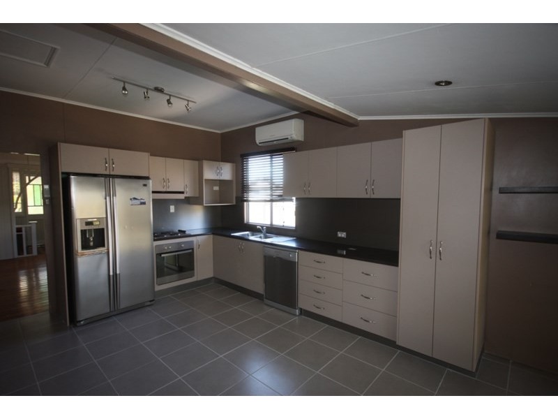 31 Rainbow Street, Biloela QLD 4715