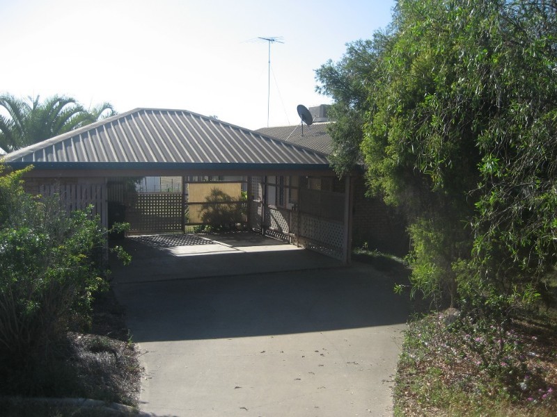 38 Lawrence Street, Biloela QLD 4715