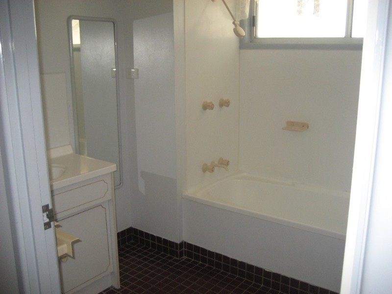 38 Lawrence Street, Biloela QLD 4715