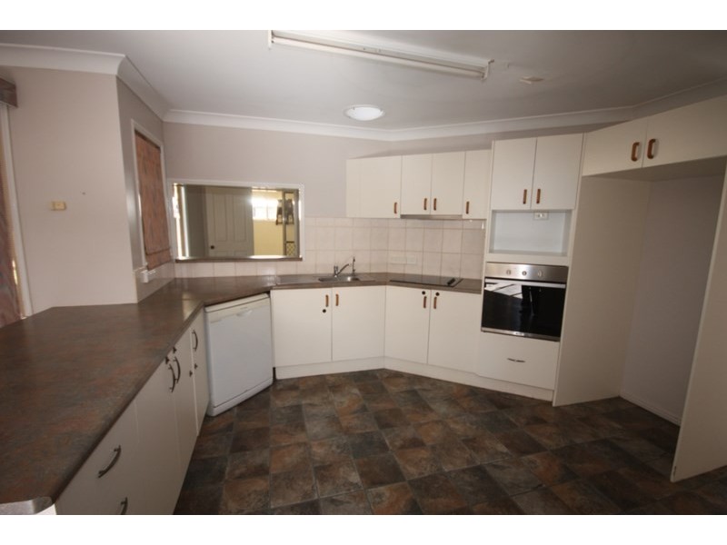 25 Joe Kooyman Drive, Biloela QLD 4715