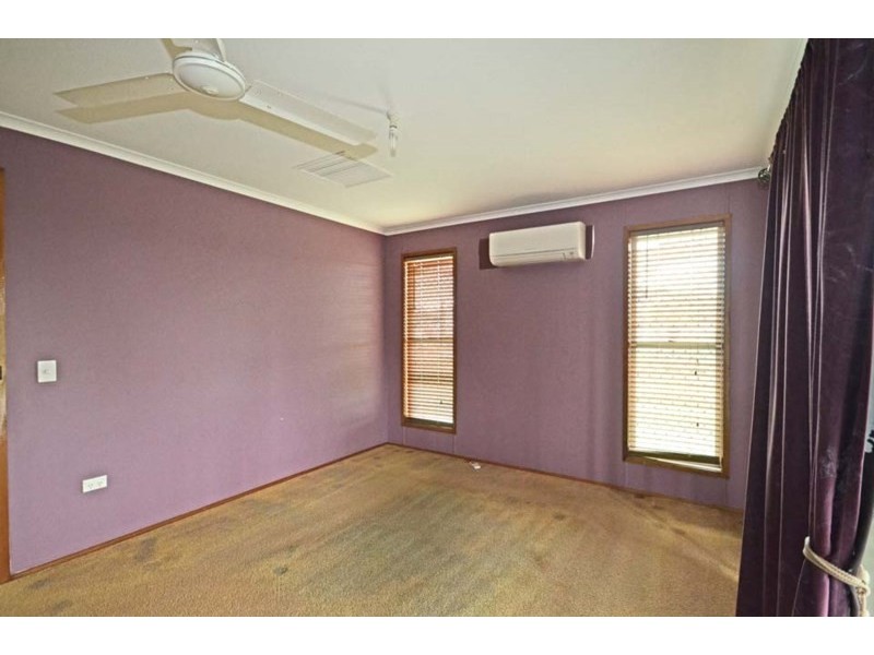 17 Moriarty Street, Banana QLD 4702